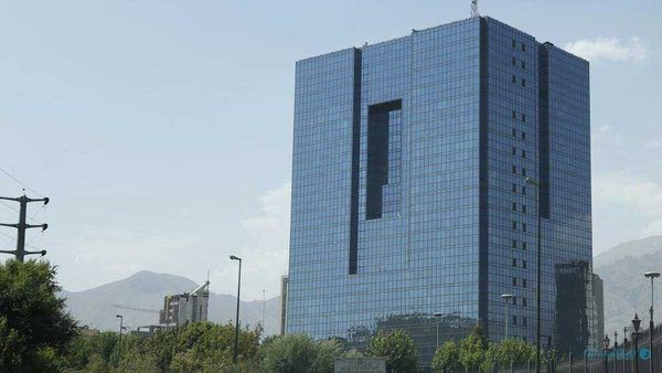 تحلیل محدودیت‌های جدید بانک مرکزی بر معاملات تتر/ریال؛ چالش‌های رگولاتوری در بازار رمزارز ایران
