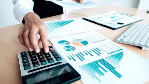 تحول دیجیتال در مدیریت مالی: چگونه ۶۷ درصد از تیم‌های مالی به هوش مصنوعی مجهز شدند؟