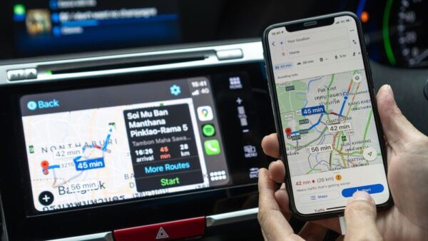 راهنمای جامع بهینه‌سازی Google Maps در محیط Apple CarPlay برای تجربه‌ی مسیریابی حرفه‌ای