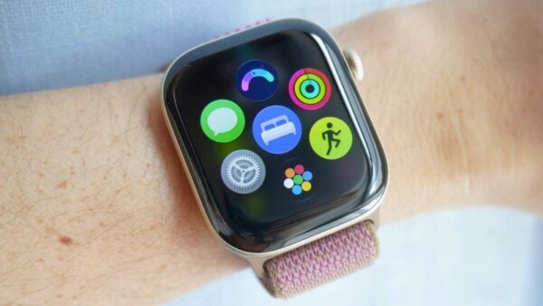 تحول رابط کاربری در watchOS 27: چگونه نمای پویا (Dynamic View) چالش‌های ناوبری اپل واچ را حل کرد؟
