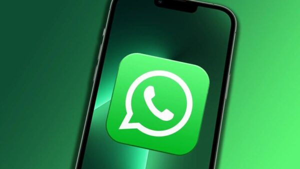 بازطراحی رابط کاربری واتس‌اپ در اندروید؛ تحلیل تجربه کاربری، یکپارچه‌سازی هوش مصنوعی و چالش‌های زیست‌بوم ارتباطی ایران