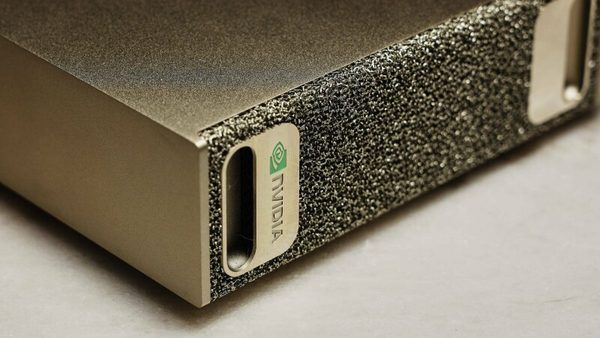 تحلیل عرضه نسخه اقتصادی Nvidia DGX Spark با ظرفیت حافظه تقلیل‌یافته در بحبوحه بحران جهانی تامین تراشه