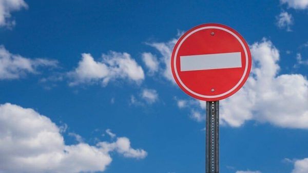 موضع‌گیری تقابلی در دنیای متن‌باز: ممنوعیت کدهای هوش مصنوعی در COSMIC و چالش‌های امنیتی GNOME