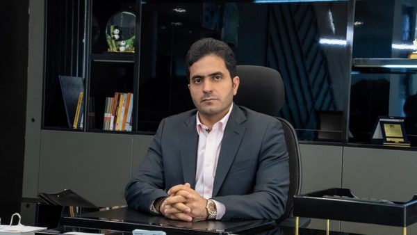 انقلاب در معماری سخت‌افزار؛ چگونه هوش مصنوعی هزینه‌های تولید و زنجیره تأمین موبایل را متحول می‌کند؟