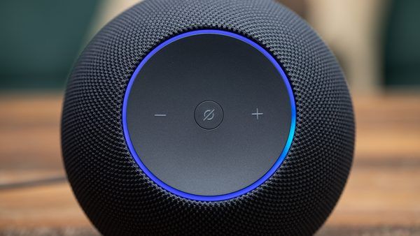 تحلیل باگ عجیب الکسا پلاس: تکرار وسواسی عبارت lalala در اسپیکرهای هوشمند آمازون