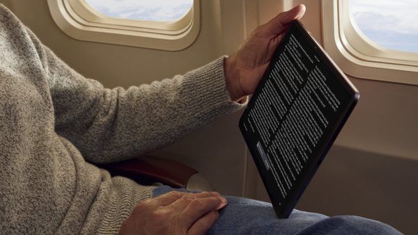 بررسی تجربه کاربری در تبلت‌های جدید آمازون: تحول رابط کاربری Kindle در اکوسیستم Alexa