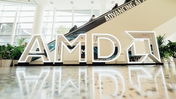 معماری هلِـیون (Helion): رویکرد انقلابی AMD برای اجرای ایجنت‌های هوش مصنوعی با ۳۲ هزار هسته پردازشی