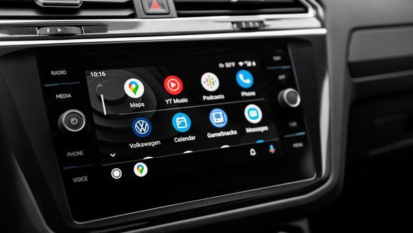 اختلال در برقراری تماس‌های خروجی Android Auto در گوشی‌های تاشو؛ سایه هوش مصنوعی Gemini بر پایداری سیستم