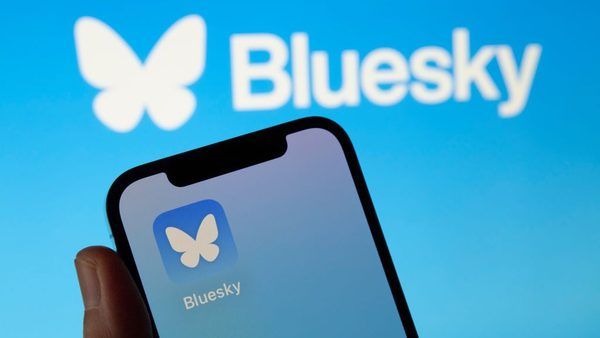 گامی نو در مالکیت هویت دیجیتال: برنامه Bluesky برای ثبت دامین اختصاصی .bsky