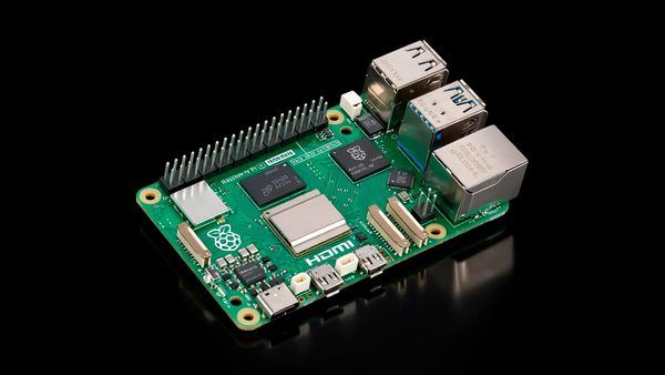 تحلیل شوک قیمتی در بازار سخت‌افزار؛ افزایش ۲۳ درصدی قیمت مدل‌های Raspberry Pi تحت تأثیر بحران حافظه