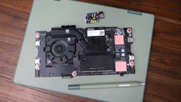 بررسی تخصصی Framework Laptop 12 (مدل ۲۰۲۶): گذار از محدودیت‌های حرارتی با معماری Intel Core Series 3
