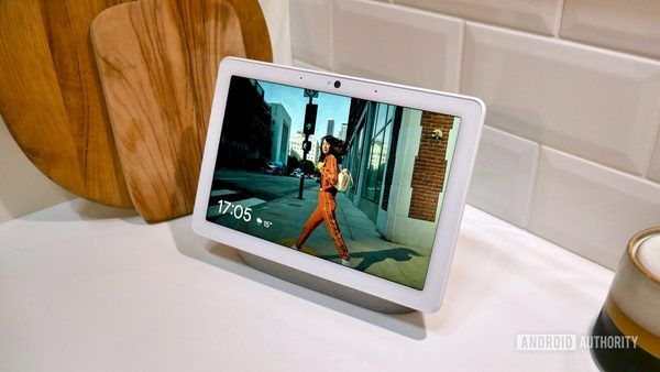 اختلال گسترده در کنترل رنگ لامپ‌های هوشمند؛ بحران جدید پلتفرم Google Home