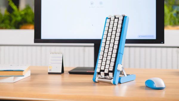 تحلیل مهندسی Gboard نسخه نوار نقاله: نوآوری عجیب گوگل ژاپن در طراحی سخت‌افزار رابط کاربری