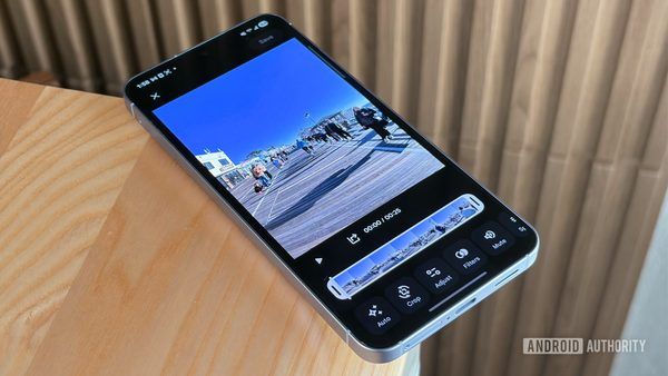 تحولی در تدوین ویدیو با هوش مصنوعی؛ بررسی دکمه ویرایش سریع در Google Photos