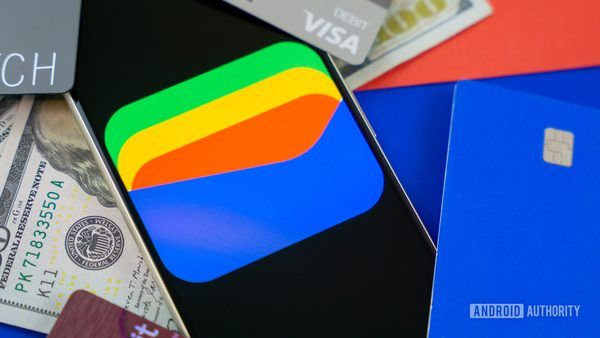تحول در تجربه کاربری Google Wallet: بررسی طراحی جدید کارت‌ها با الگوی چیدمان عمودی