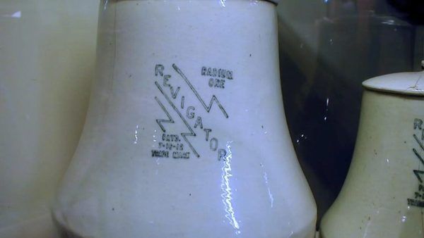 خطرات مرگبار رادیوم؛ تحلیل علمی ادعای بی‌پایه یک اینفلوئنسر درباره نوشیدن آب رادیواکتیو