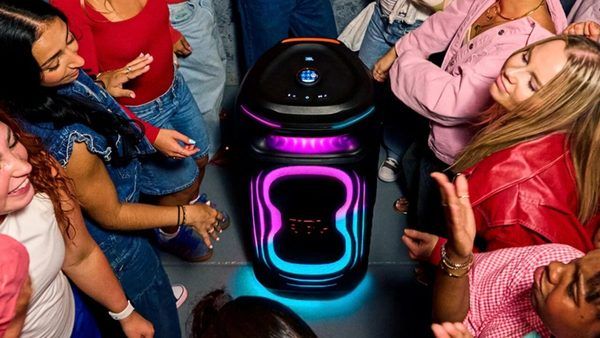 تحلیل فنی JBL PartyBox Ultimate 2: ادغام هوش مصنوعی در سیستم‌های صوتی توان‌بالا