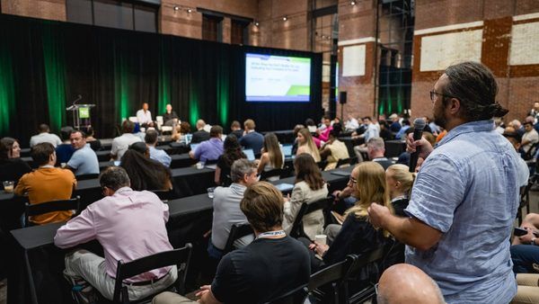 نقشه راه جامع برای بنیان‌گذاران استارتاپ: تحلیل نشست TechCrunch Founder Summit ۱۴۰۵