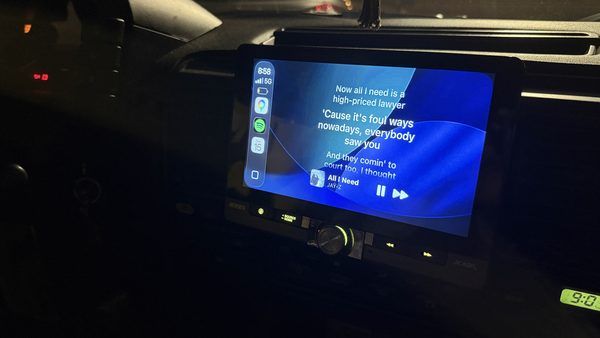 تحول تجربه سرگرمی در خودرو با اپلیکیشن Dynamic Lyrics و پشتیبانی از Apple CarPlay