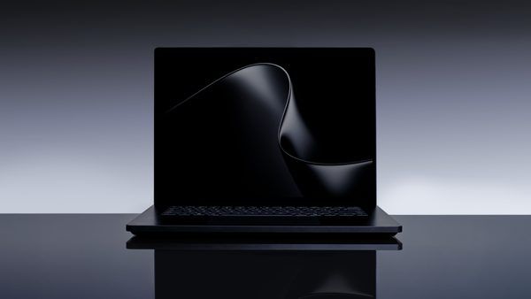 تحول در رایانش شخصی: معرفی Surface Laptop Ultra و دگرگونی‌های هوش مصنوعی در ویندوز ۱۱