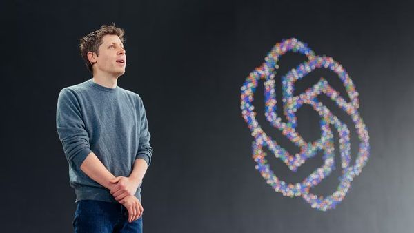 خیز OpenAI برای جذب ۳۰ میلیارد دلار سرمایه جدید: ارزیابی ۱.۴ تریلیون دلاری و چشم‌انداز درآمدی ۷۰ میلیارد دلاری
