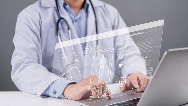 تحلیل رخنه امنیتی عظیم در زیرساخت‌های میراثی Oracle Health: درس‌هایی از نشت داده ۲۰ میلیون بیمار