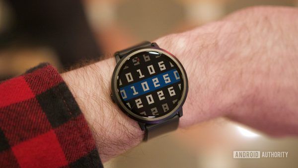 بازگشت نوستالژیک به دنیای پوشیدنی‌ها: بررسی نگاه اول به Pebble Round 2
