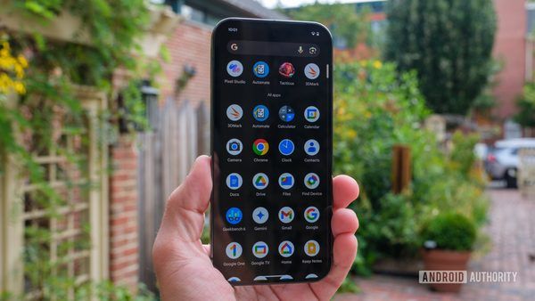 تحول در الگوریتم هوشمند Pixel Launcher؛ آیا «موقعیت مکانی» جایگزین «روتین‌ها» در پیشنهاد اپلیکیشن‌ها می‌شود؟