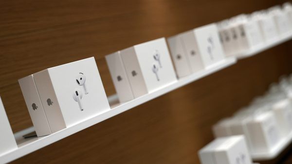 راهنمای جامع رفع اختلال عدم کارکرد یکی از ایرپادها: عیب‌یابی و بازنشانی سخت‌افزاری