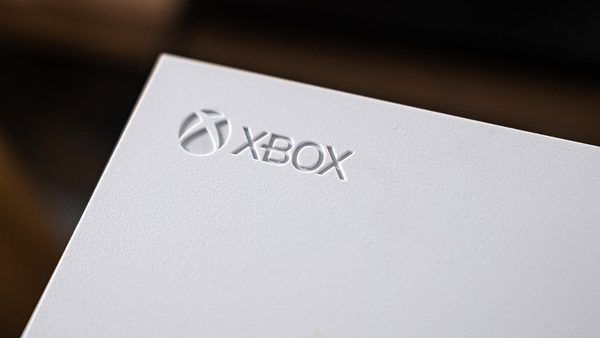 تحلیل فنی نشت اطلاعاتی Xbox Elite Controller 3: گذار مایکروسافت به سنسورهای مغناطیسی و هپتیک پیشرفته